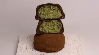 Gak Cuma Cookies, Ini Dia 4 Olahan Dubai Chewy yang Wajib Kamu Coba!