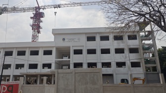 Kasihan Anak-anak! Pembangunan Gedung SDN Cipete Utara Molor Setahun: Jam Belajar Dipangkas