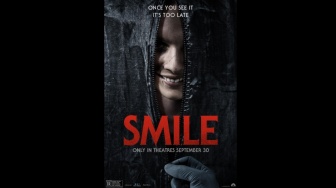 Review Film Smile: Drama Horor Psikologis dengan Kejutan Maut yang Nyata!