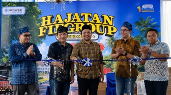 FIFGROUP Gelar Hajatan Cabang Mukomuko, Angkat Tradisi Kesenian Irama Minang Berhadiah Honda ADV
