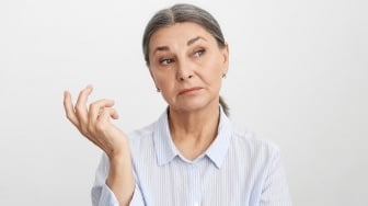 Skincare Apa yang Bagus untuk Usia 50 Tahun ke Atas? Ini yang Wajib Ada