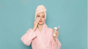 4 Micellar Water Probiotic Jaga Keseimbangan Skin Barrier pada Kulit Kering