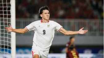Hasil Piala AFF 2026: Tiga Gol Mitchell Baker Bawa Indonesia Hajar Kamboja