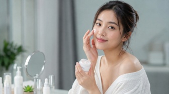 Setelah Eksfoliasi Boleh Pakai Moisturizer Niacinamide? Jangan Asal Gabung, Ini 4 Pilihan Terbaik