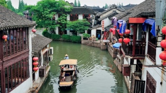 "Venesia dari Timur" di China: Kota Air Berusia 900 Tahun Ini Siap Memukau Turis Indonesia