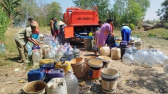 Bekasi Salurkan 2,78 Juta Liter Air ke Warga Terdampak Kekeringan