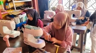 Pertamina EP Adera Sambung Harapan Anak Putus Sekolah Lewat Program Sekolah Kembali