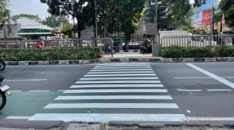 JPO Tendean Belum Diganti, Pelican Crossing Jadi Solusi Sementara untuk Pejalan Kaki