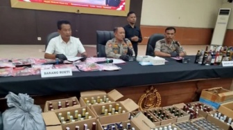 Rencana Pesta Buyar! Polres Jombang Sapu Bersih Sabu dan Miras Ilegal