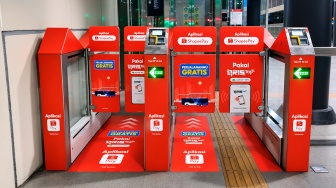 ShopeePay Perluas Adopsi QRIS Tap, Bayar TransJakarta dan KRL Kini Cukup Tempel Ponsel NFC