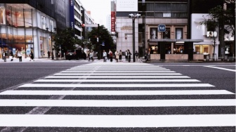 Arogansi Pengendara dan Hilangnya Budaya Sabar: Saat Hak Pejalan Kaki di Jalan Raya Terabaikan