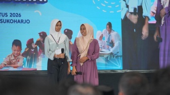 Kisah Haru Lia di Sekolah Rakyat, Untuk Pertama Kalinya Mengenakan Seragam Baru
