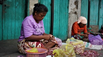 Ketika Barang Kecil Terasa Mewah: Membaca Paradoks Biaya Hidup Indonesia