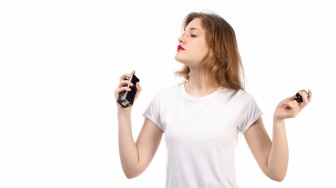 6 Titik Nadi Terbaik untuk Semprot Parfum agar Sillage Maksimal