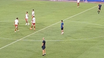 Curang! John Herdman Usir Pelatih Vietnam Intip Pemanasan Timnas Indonesia