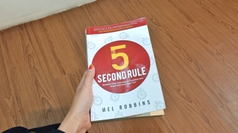 The 5 Second Rule: Buku yang Wajib Dibaca Mahluk Overthinking!