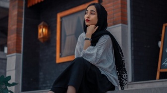 Perempuan dan Kebiasaan Overthinking: Sesulit Itukah Memerdekakan Pikiran?