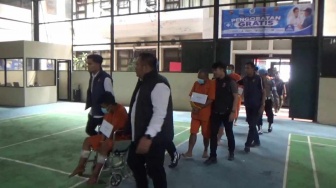 Polisi Sita 18 Motor Curian, Komplotan Curanmor Bersenjata Api Rakitan Dibekuk di Sumedang