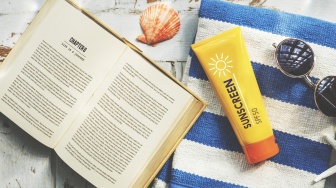 Sunscreen Apa yang Cocok untuk Kulit Berminyak dan Berjerawat? Ini 6 Rekomendasinya