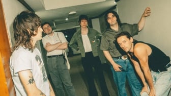 Momen Band Inggris, FUR Pose di Gerbang Emas Pekanbaru, Netizen: FUR-wodadi
