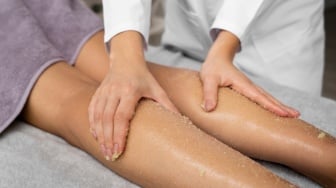 5 Pilihan Body Scrub Ekstrak Green Tea untuk Merawat Kulit Cerah dan Halus