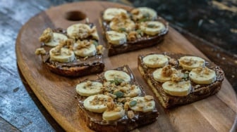 3 Bahan Saja! Resep Camilan Sehat Gunakan Pisang dan Cokelat