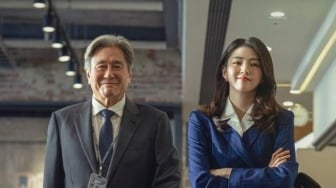 Rilis Trailer, Choi Min-sik Rajin Jadi Anak Magang Han So-hee di The Intern