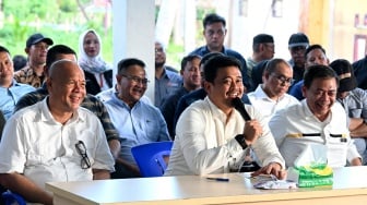 Gubsu Bobby Nasution Siapkan Rumah Produksi Kelapa di Nias Utara