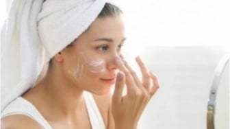 Anti-Geser! 4 Chemical Sunscreen Lokal yang Nyaman Dipakai di Bawah Makeup