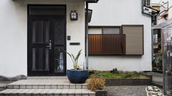 7 Tanaman Hias yang Cocok di Depan Rumah Menghadap Selatan Menurut Feng Shui