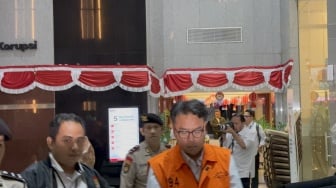 KPK Tahan 4 Tersangka Korupsi Dana Iklan Bank BJB, Kerugian Negara Rp223,6 Miliar