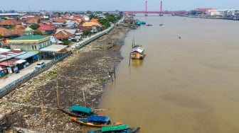Sungai Musi Surut! Tinggi Muka Air Kini Cuma 0,88 Meter