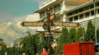 Parkir Ngepruk di Solo: Mengapa Masalah Parkir Liar Tak Akan Hilang Hanya dengan Dibina