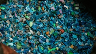 Studi Ungkap Dampak Penuaan Mikroplastik terhadap Polutan di Tanah