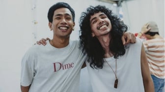 Membongkar Dosa Besar Para Anak Rantau Lewat Lagu Sesi Potret
