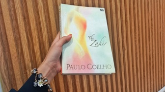 Ketika Cinta Tak Bisa Dimiliki: Menelusuri Makna Kehilangan dalam The Zahir