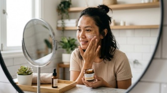 6 Skincare Wardah untuk Meratakan Warna Kulit Belang, Wajah Glowing Dalam 2 Minggu!