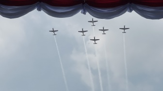 Perdana di Langit Jakarta, Rafale Terbang Rendah di Istana Jelang HUT RI ke-81