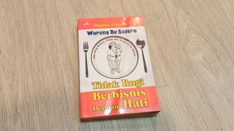 Warung Bu Sastro: Ketika Bisnis Tidak Cuma Soal Menghitung Untung