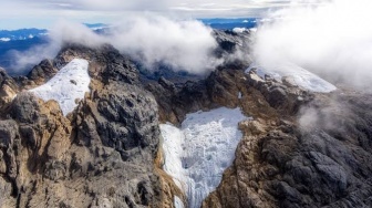 Salju Abadi Puncak Jaya Hampir Punah, Apa yang Terjadi pada Gletser Papua?