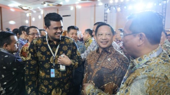 Bobby Nasution Terima Penghargaan, Sumut Terbaik I Implementasi Program 3 Juta Rumah