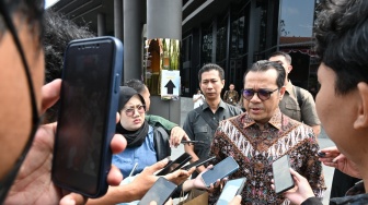 Indonesia Tak Mau Cuma Jadi Pengguna AI, Wamen Nezar Ungkap Strategi Kuasai 5 Lapisan Teknologi AI
