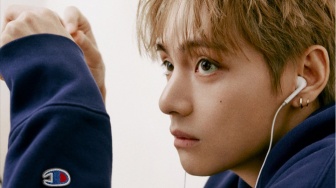 V BTS Ungkap Alami Gangguan Pendengaran, Makin Buruk saat Jalani Wamil