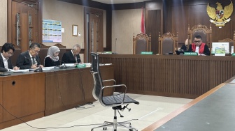 Praperadilan Kasus MBG, Lodewyk Pusung Minta 3 Buku Catatan dan iPhone 17 Pro Max Dikembalikan