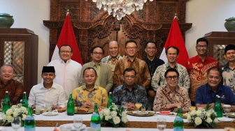 Cerita di Balik Pertemuan Sekjen Parpol Koalisi, Dari Refleksi Kemerdekaan Hingga Obrolan Politik