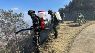 Penanganan Karhutla Bromo Fokus Pembasahan Delapan Hotspot