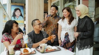 Dua Alumni MasterChef Indonesia Menyusuri Cerita di Balik Kuliner Daerah