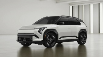 Harga Mobil Listrik Murah Kia EV3: Intip Spesifikasi SUV Canggih Ini!