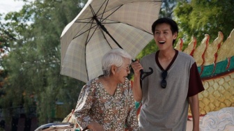 How to Make Millions Before Grandma Dies: Ketika Warisan Bukan Lagi Tujuan Utama