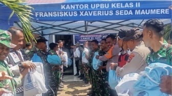 Bantuan Sembako dari Presiden Mulai Didistribusikan ke Wilayah Terdampak Gempa NTT
